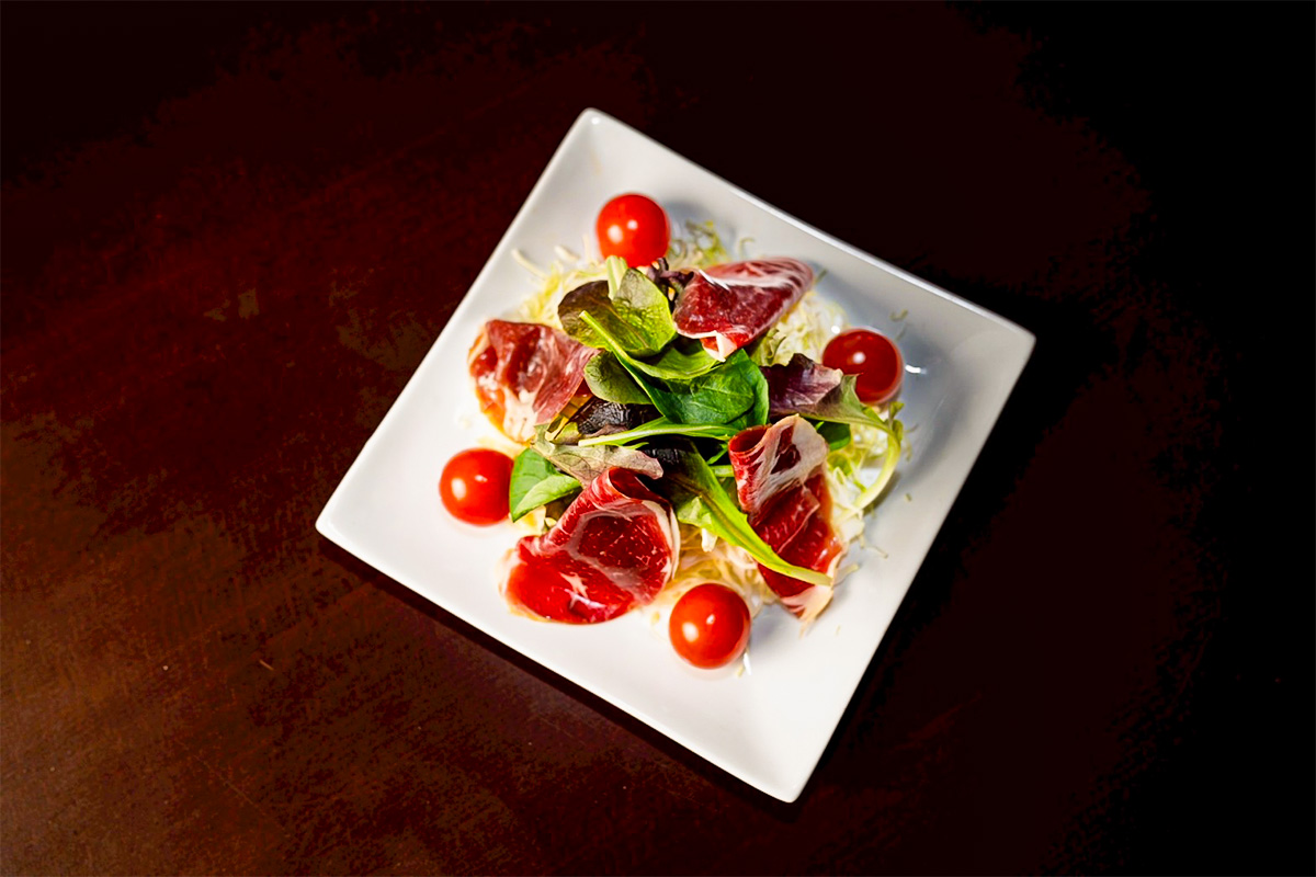 ラムの生ハムサラダ